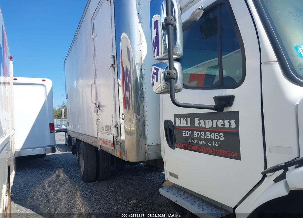 2005 FREIGHTLINER M2 106 MEDIUM DUTY VIN: 1FVACWDC65HV05072