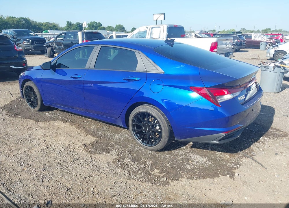 2023 HYUNDAI ELANTRA VIN: KMHLS4AG1PU472717
