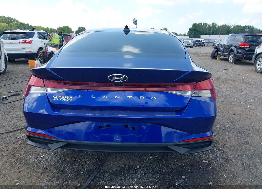 2023 HYUNDAI ELANTRA VIN: KMHLS4AG1PU472717