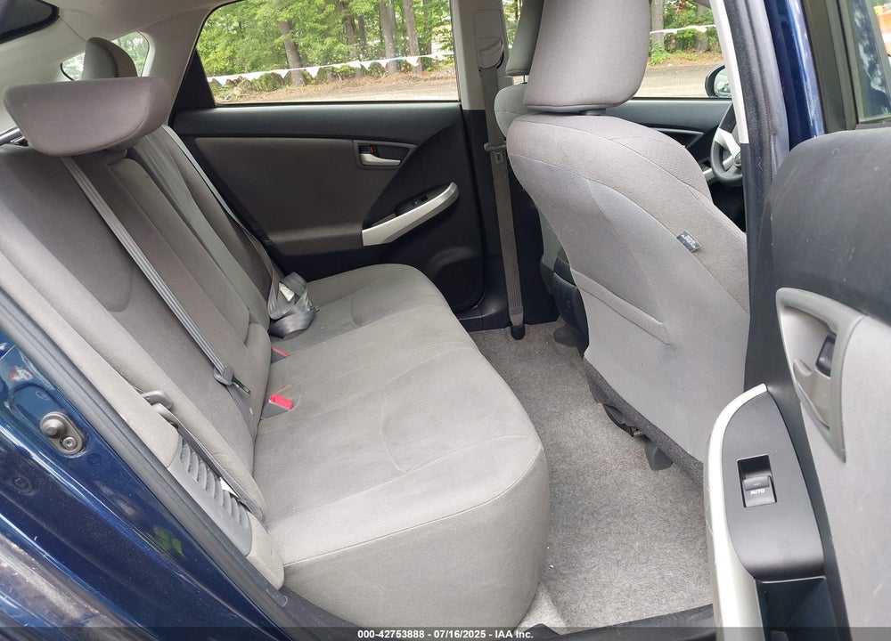 2015 TOYOTA PRIUS VIN: JTDKN3DU8F0408103