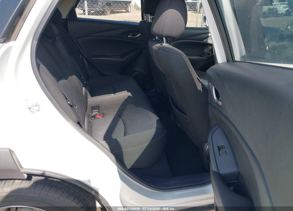 2020 MAZDA CX-3 VIN: JM1DKDB77L1466066