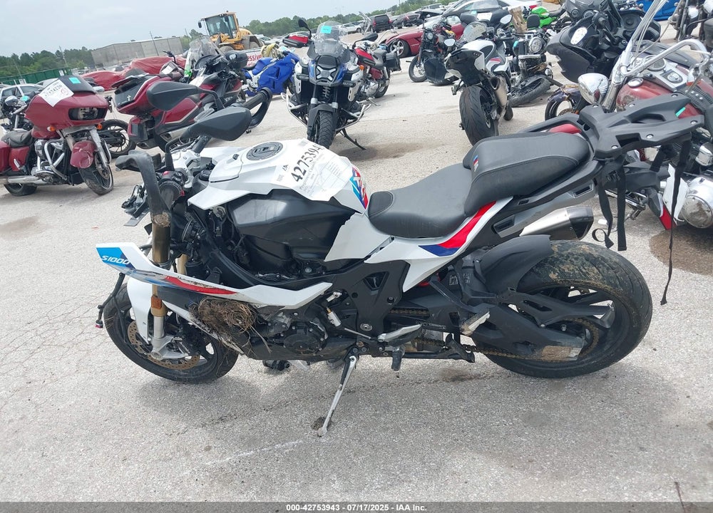 2023 BMW S 1000 XR VIN: WB10E4307P6J36389