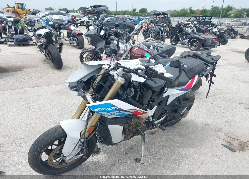 2023 BMW S 1000 XR VIN: WB10E4307P6J36389