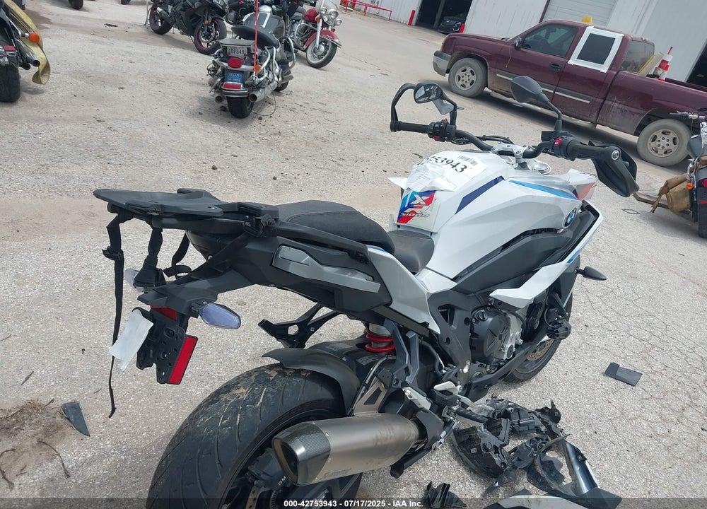 2023 BMW S 1000 XR VIN: WB10E4307P6J36389