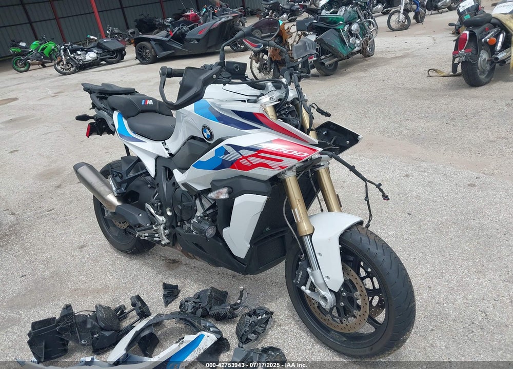 2023 BMW S 1000 XR VIN: WB10E4307P6J36389