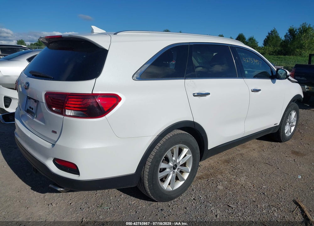 2019 KIA SORENTO 2.4L LX VIN: 5XYPGDA36KG449402