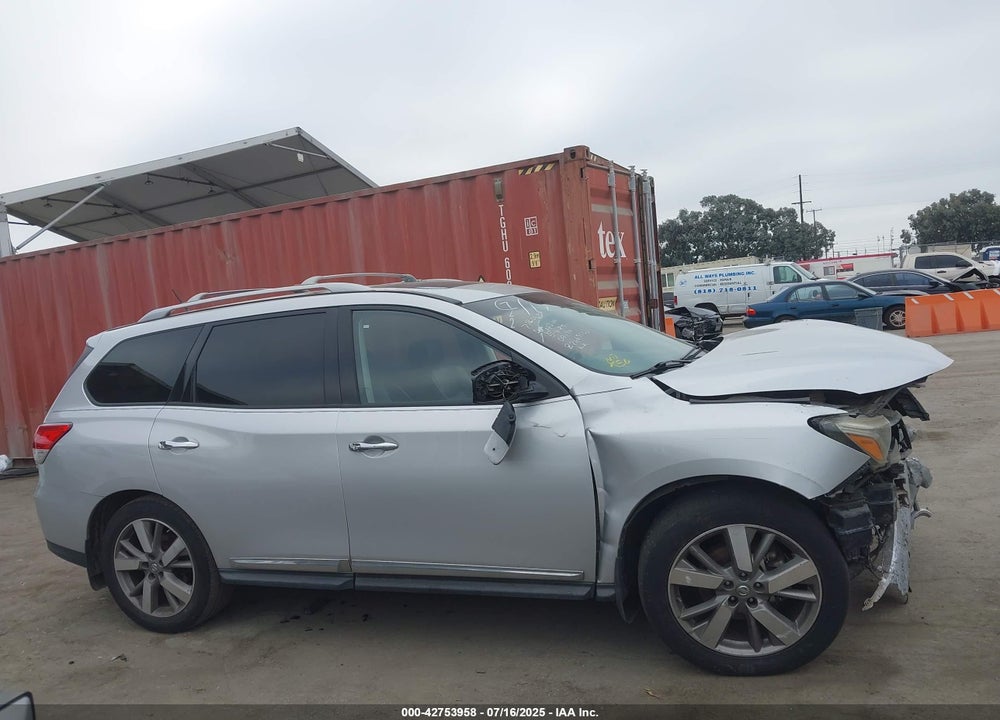 2015 NISSAN PATHFINDER VIN: 5N1AR2MN3FC702800