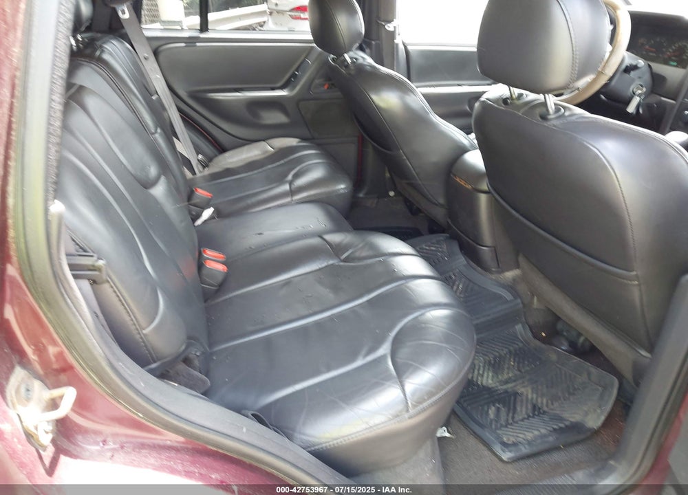 2000 JEEP GRAND CHEROKEE LAREDO VIN: 1J4GW48S0YC134456