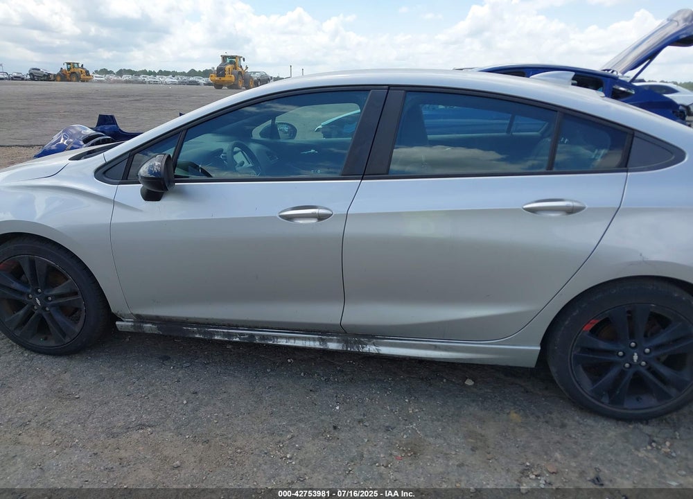 2017 CHEVROLET CRUZE LT AUTO VIN: 1G1BE5SM4H7275986
