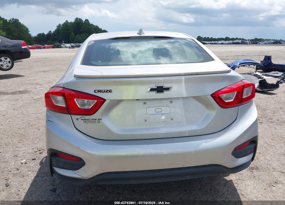 2017 CHEVROLET CRUZE LT AUTO VIN: 1G1BE5SM4H7275986