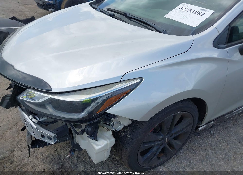 2017 CHEVROLET CRUZE LT AUTO VIN: 1G1BE5SM4H7275986