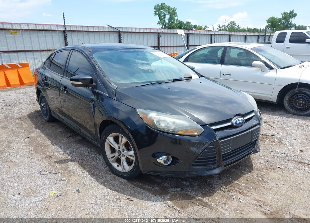 2014 FORD FOCUS SE VIN: 1FADP3F2XEL270825