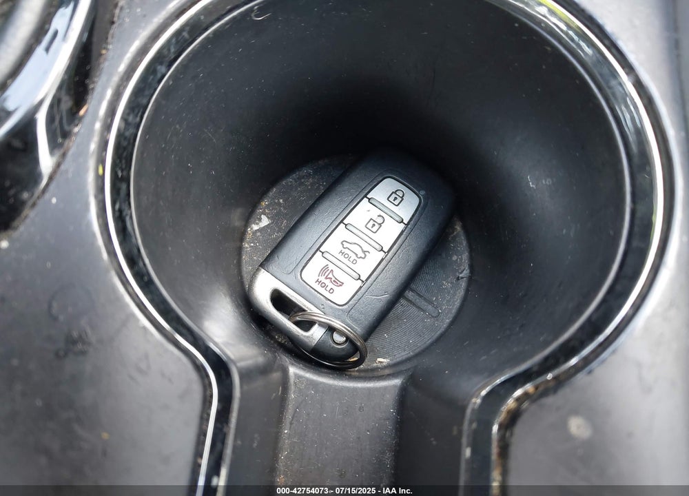 2011 HYUNDAI SONATA VIN: 5NPEC4AB2BH317269