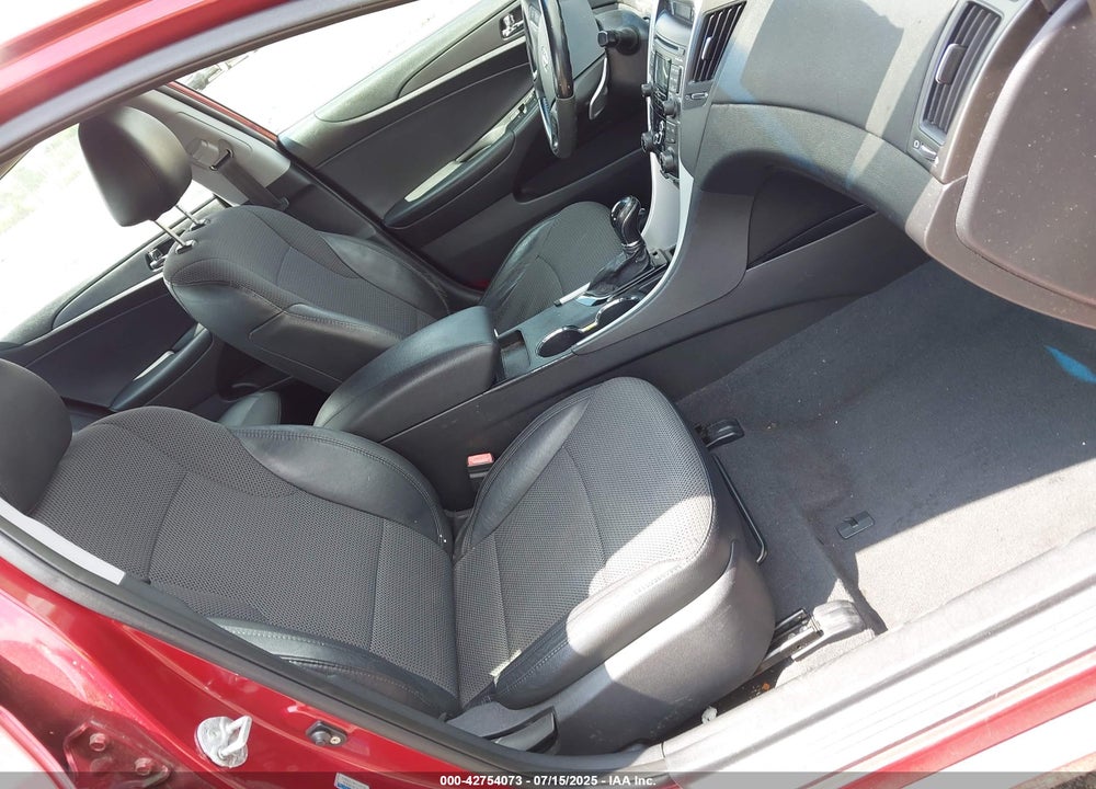 2011 HYUNDAI SONATA VIN: 5NPEC4AB2BH317269