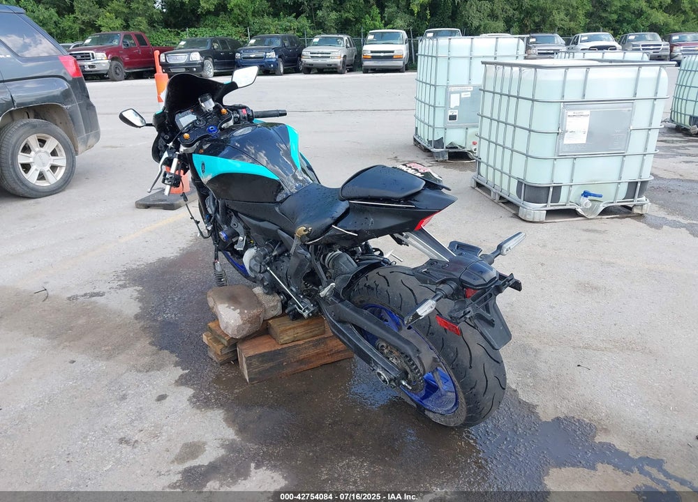 2024 YAMAHA YZFR7 VIN: JYARM38E4RA013916