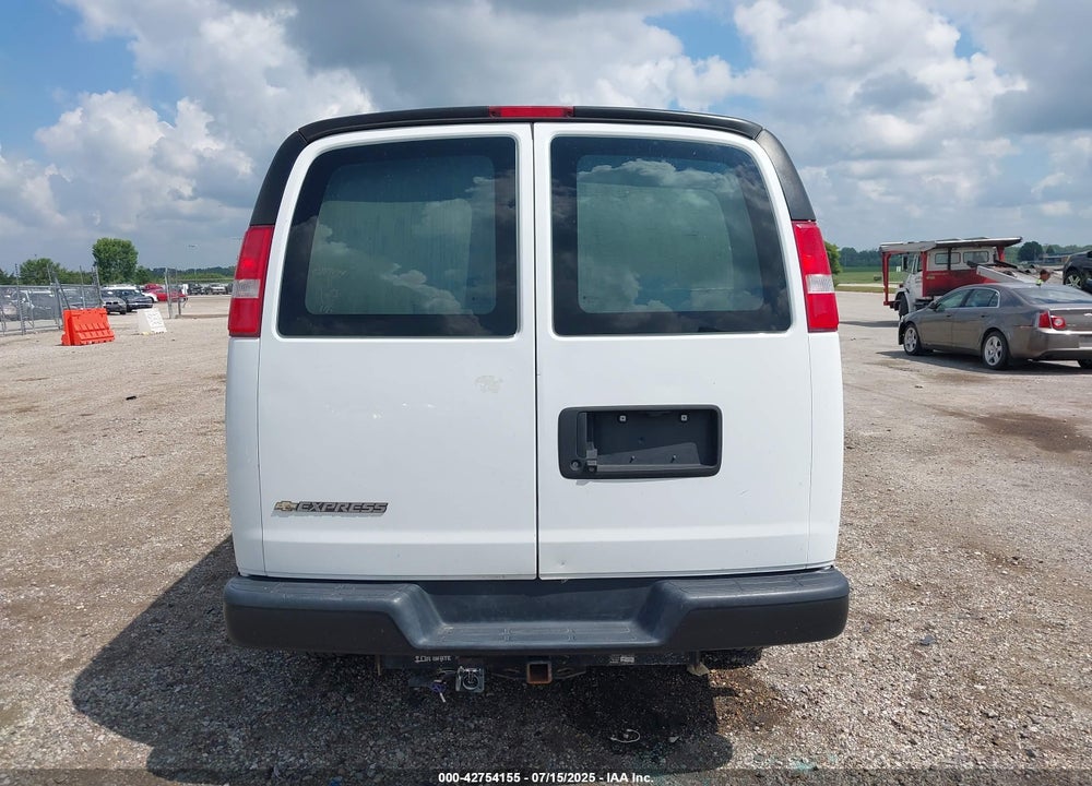 2018 CHEVROLET EXPRESS 2500 WORK VAN VIN: 1GCWGAFP8J1253370
