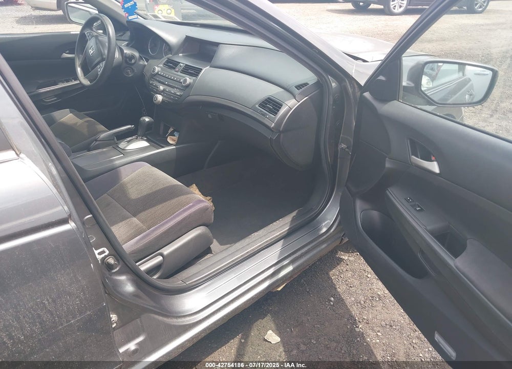 2009 HONDA ACCORD VIN: 1HGCP264X9A124851