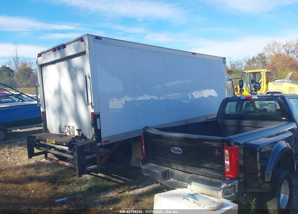 2011 HINO 258/268 VIN: 5PVNE8JP2B4S50255