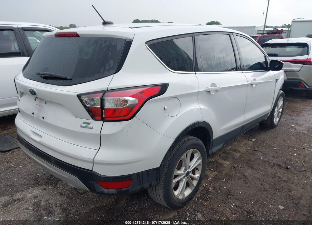 2017 FORD ESCAPE VIN: 1FMCU0GDXHUD94939