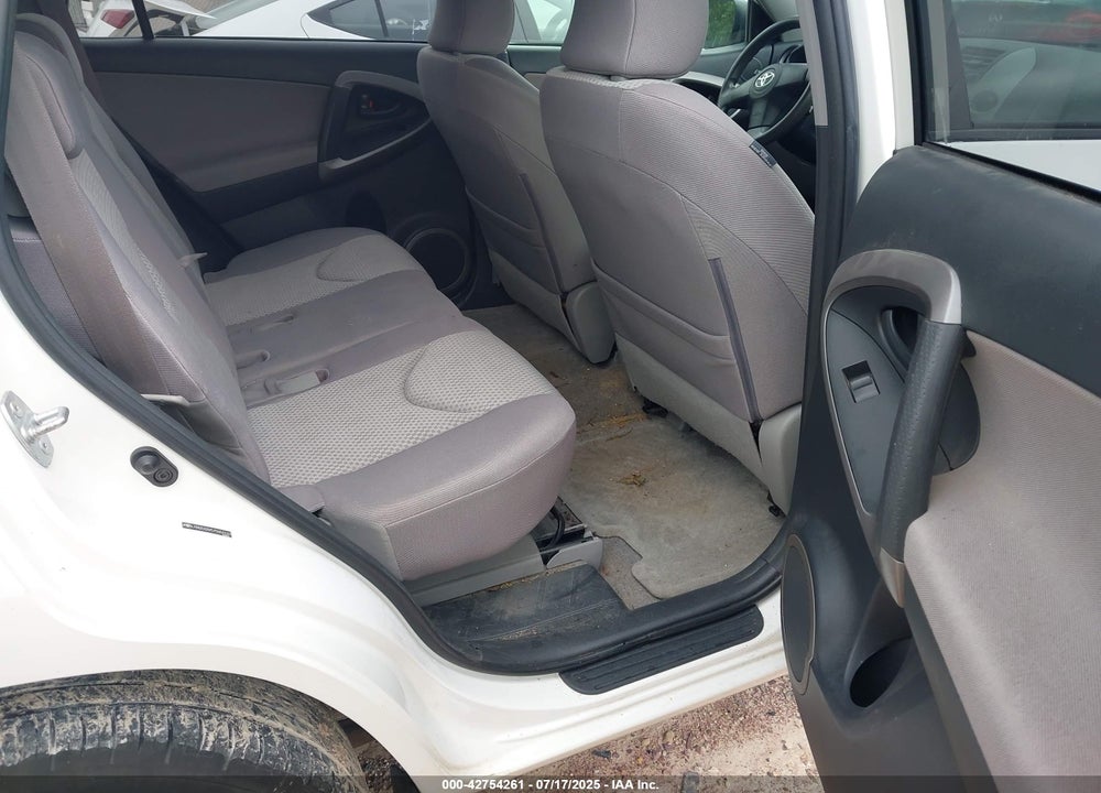 2007 TOYOTA RAV4 VIN: JTMZD33V575053102