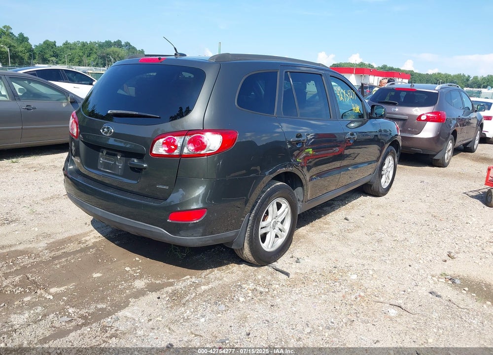 2012 HYUNDAI SANTA FE VIN: 5XYZGDAB4CG102572