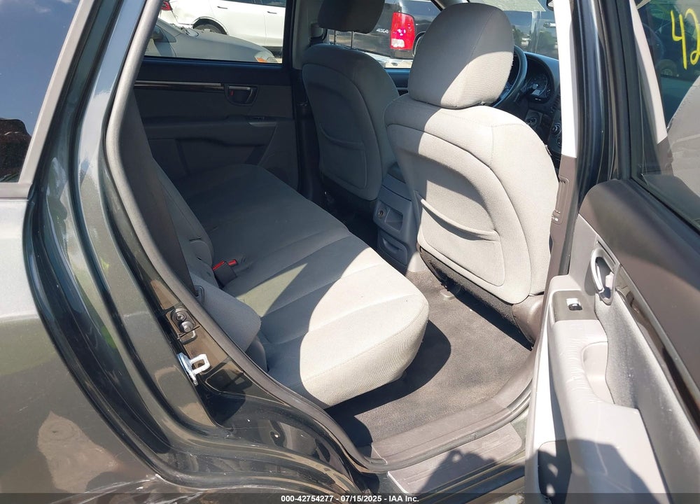 2012 HYUNDAI SANTA FE VIN: 5XYZGDAB4CG102572