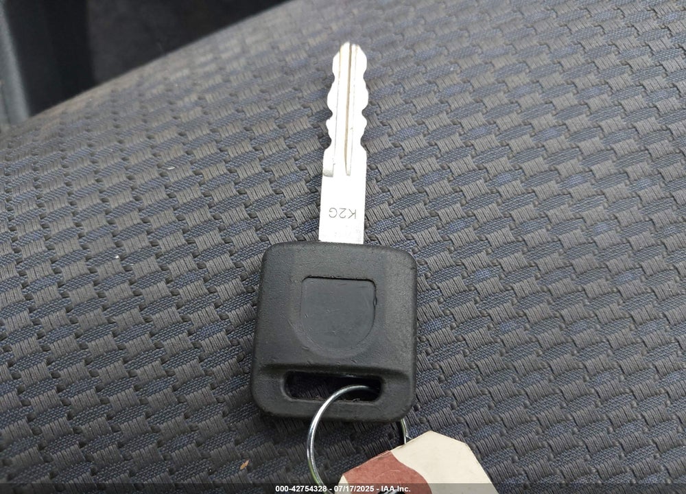 2008 NISSAN VERSA VIN: 3N1BC11E48L398119
