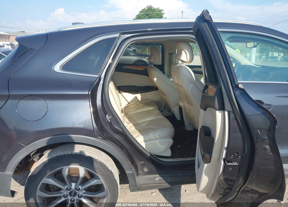 2015 LINCOLN MKC VIN: 5LMCJ1A91FUJ33857
