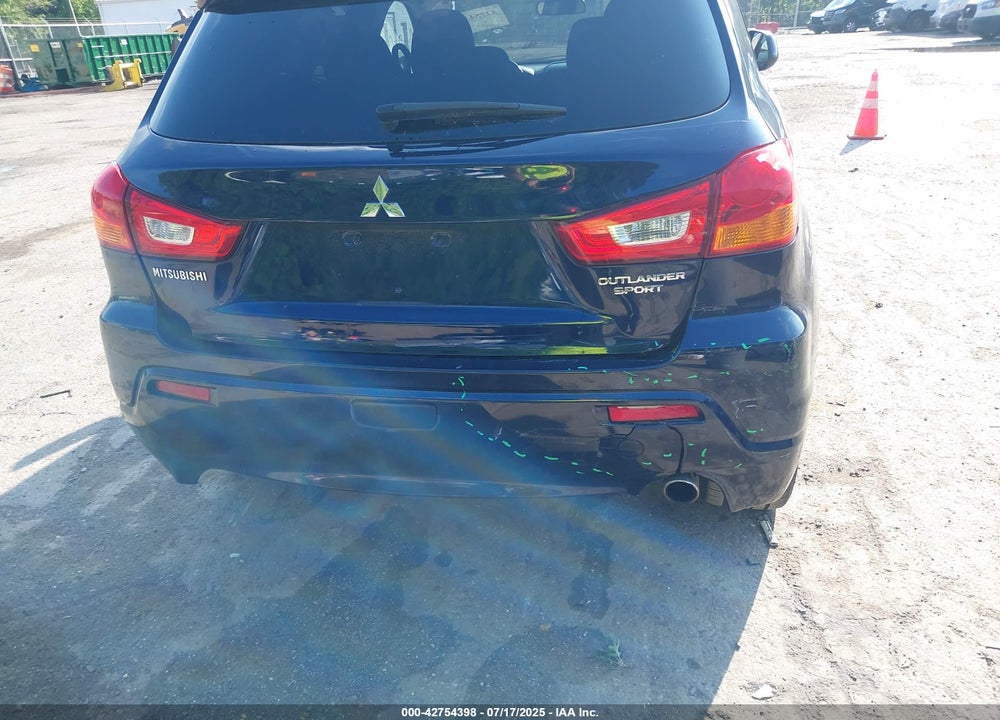 2011 MITSUBISHI OUTLANDER SPORT VIN: JA4AR4AU7BZ011444