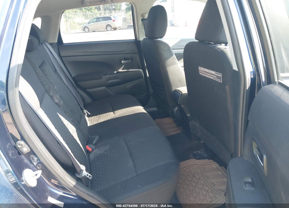 2011 MITSUBISHI OUTLANDER SPORT VIN: JA4AR4AU7BZ011444