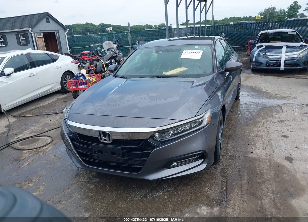 2019 HONDA ACCORD VIN: 1HGCV1F38KA131035