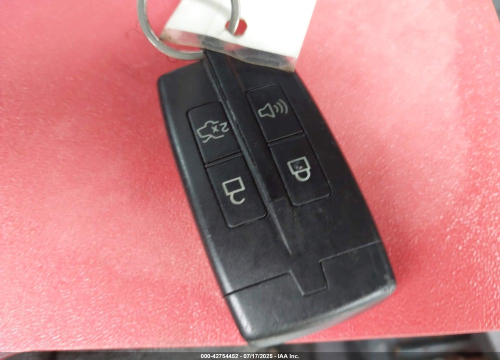 2010 FORD TAURUS VIN: 1FAHP2KT1AG117411