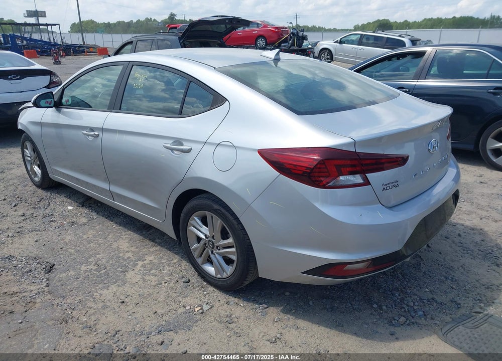 2019 HYUNDAI ELANTRA SEL VIN: KMHD84LF1KU769096