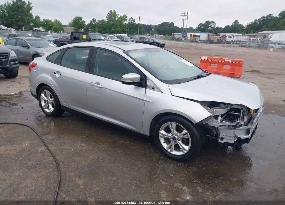 2014 FORD FOCUS SE VIN: 1FADP3F22EL322822