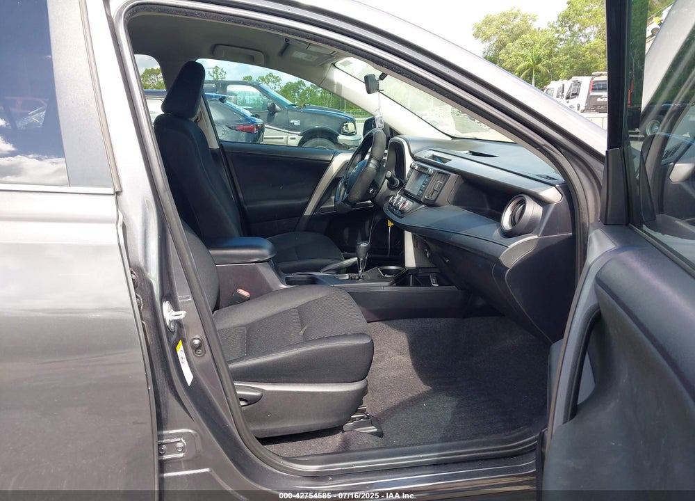 2016 TOYOTA RAV4 VIN: 2T3BFREV3GW525446