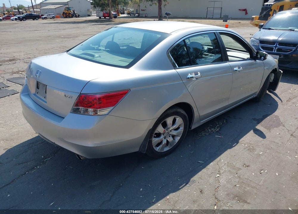 2010 HONDA ACCORD VIN: 1HGCP3F76AA018854