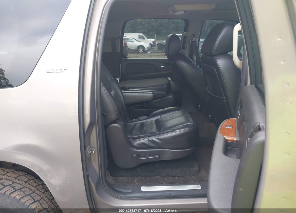 2007 GMC YUKON XL 1500 VIN: 1GKFK16347J265007
