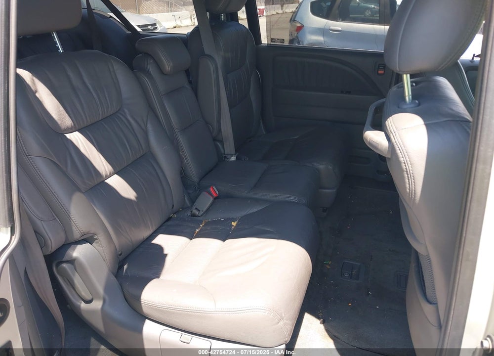 2005 HONDA ODYSSEY EX-L VIN: 5FNRL38725B113815