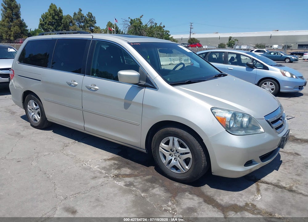 2005 HONDA ODYSSEY EX-L VIN: 5FNRL38725B113815
