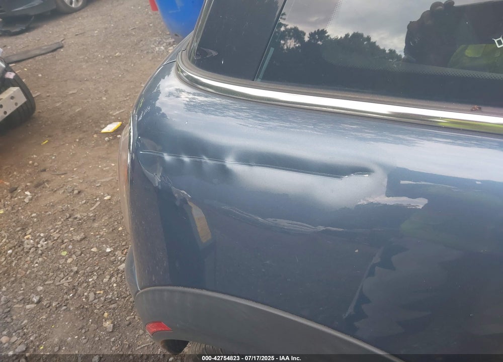 2010 MINI COOPER VIN: WMWMF3C55ATZ64356