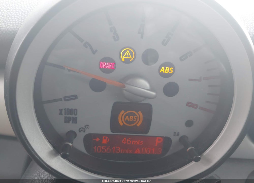 2010 MINI COOPER VIN: WMWMF3C55ATZ64356