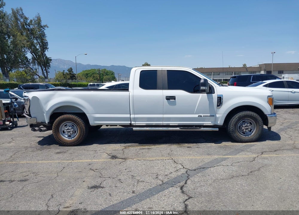 2017 FORD F-250 VIN: 1FT7X2ATXHEE06512