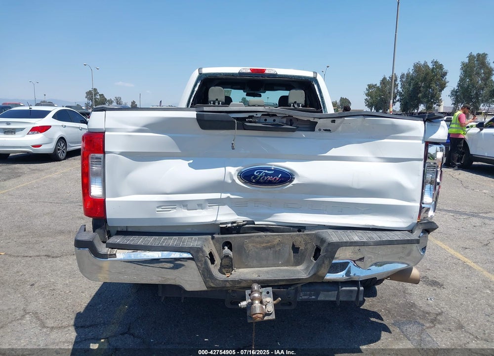 2017 FORD F-250 VIN: 1FT7X2ATXHEE06512