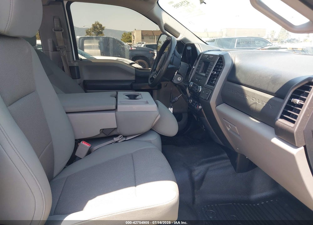 2017 FORD F-250 VIN: 1FT7X2ATXHEE06512