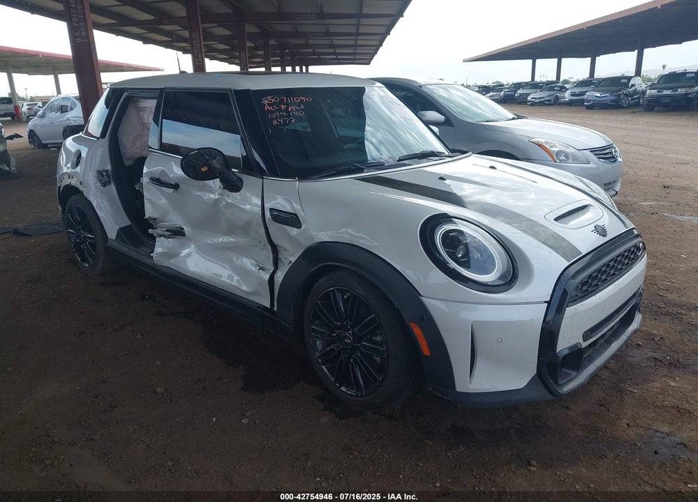 2024 MINI HARDTOP COOPER S VIN: WMW53DK02R2U42472