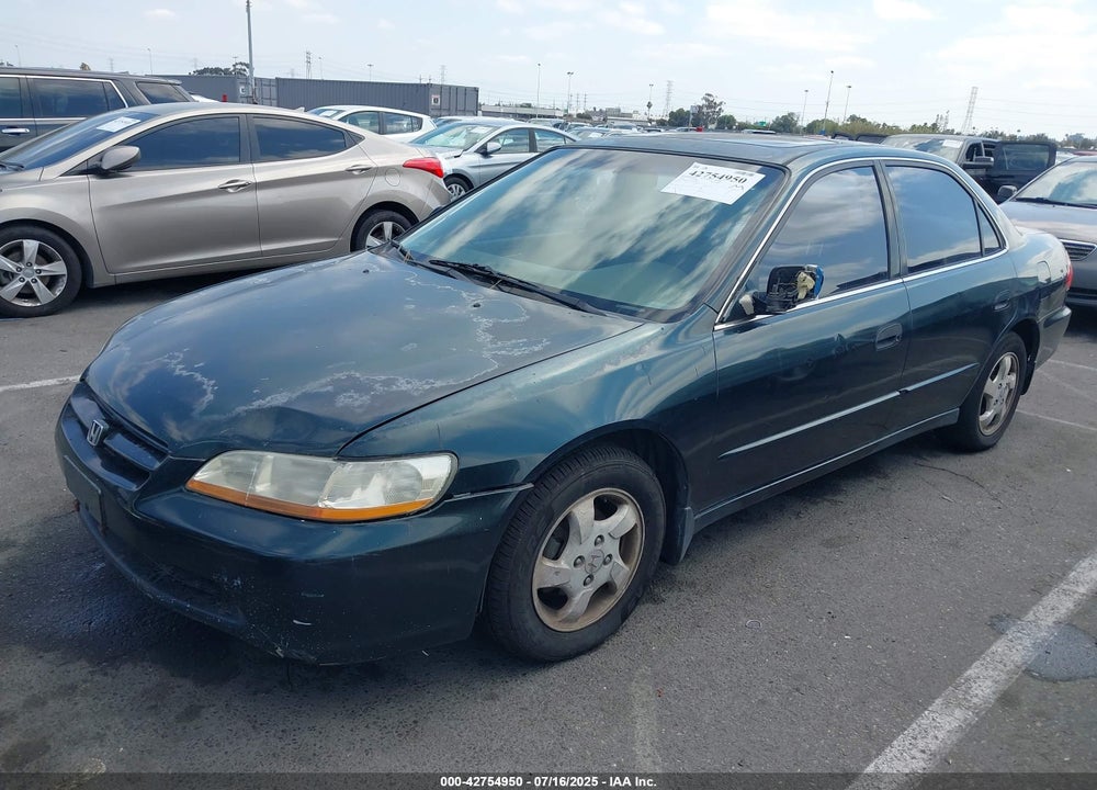 2000 HONDA ACCORD 2.3 EX VIN: JHMCG6605YC027660