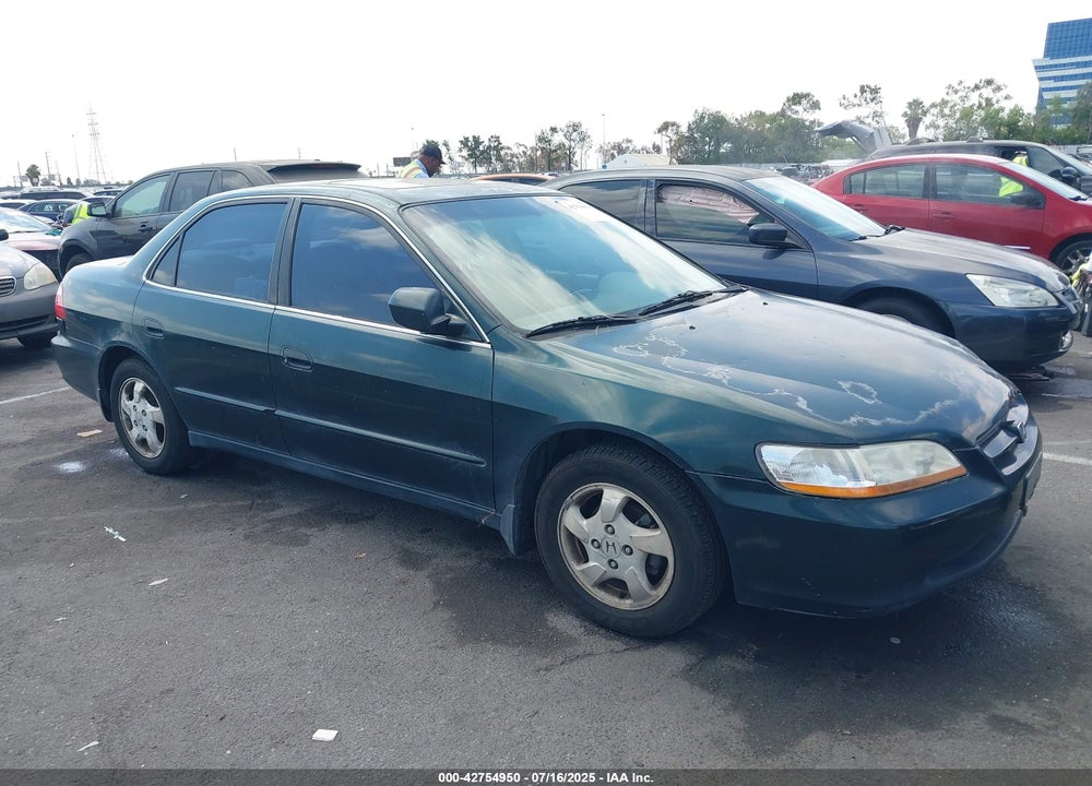 2000 HONDA ACCORD 2.3 EX VIN: JHMCG6605YC027660