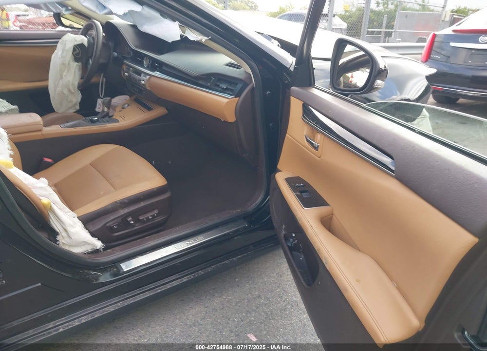 2016 LEXUS ES 350 VIN: 58ABK1GG7GU018563