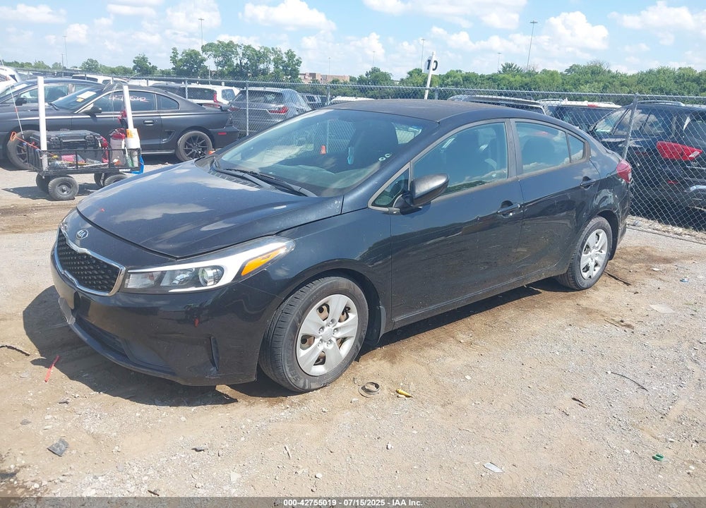 2017 KIA FORTE VIN: 3KPFL4A78HE096886