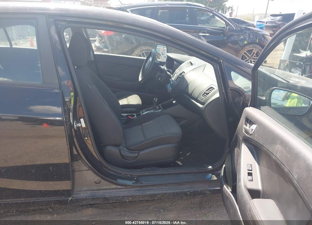 2017 KIA FORTE VIN: 3KPFL4A78HE096886